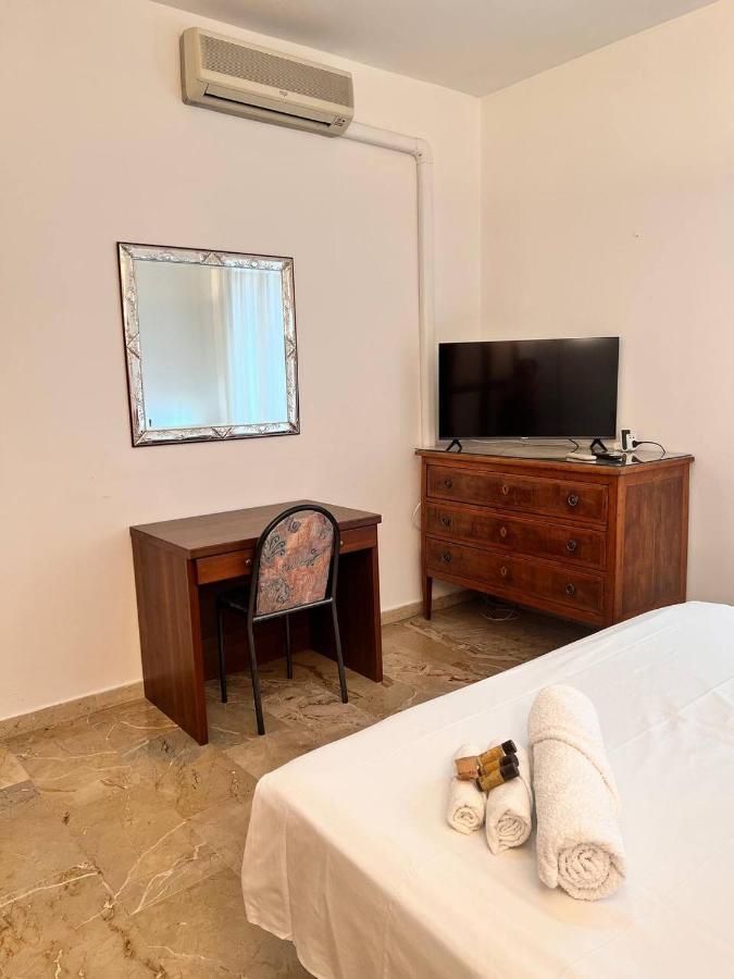 Casa Radiosa Varese Rooms Exterior photo